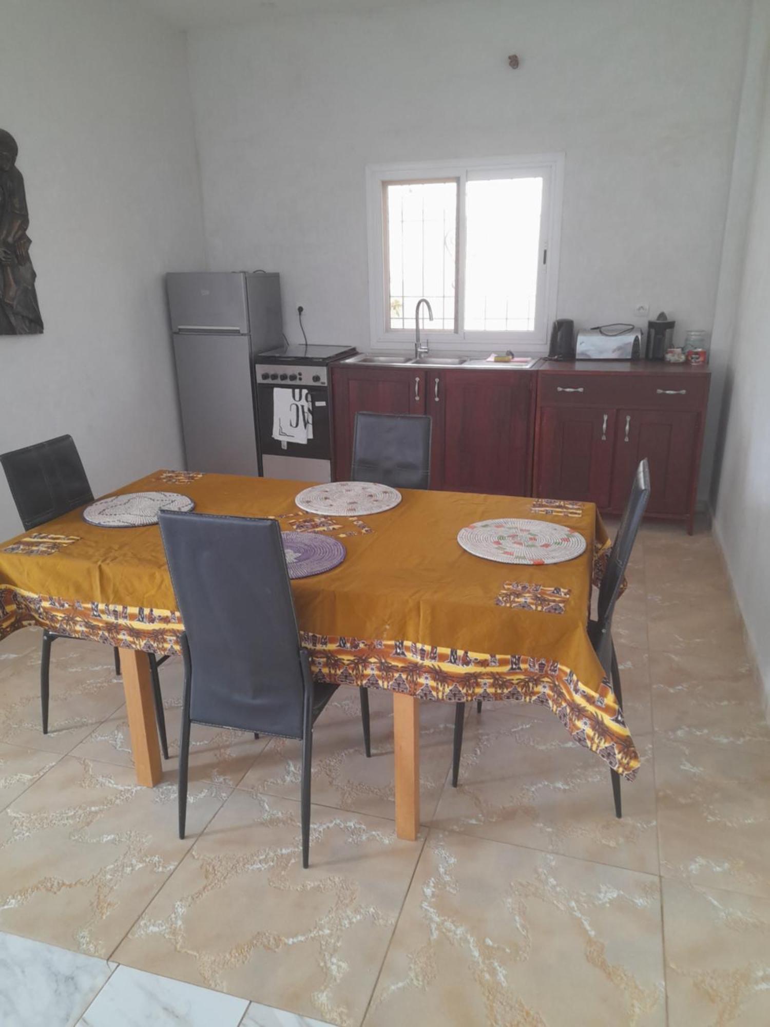 Maison D Hote La Dore Du Senegal Bas-De - Villa Сомон Номер фото